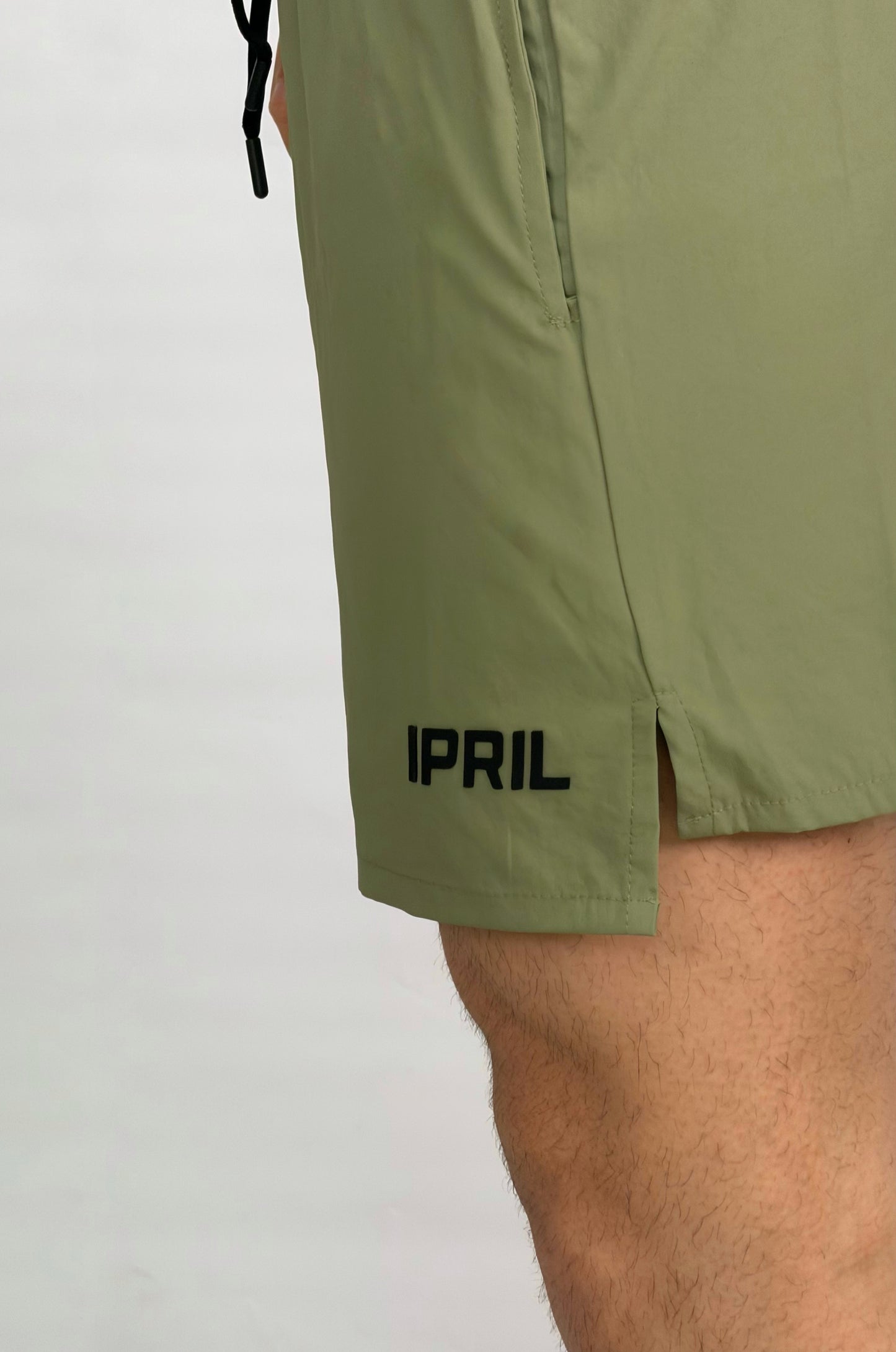 Ipril olive green short